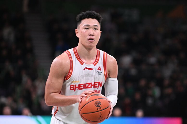  连败阴影下的坚持与突围：四川篮球的低谷与希望 体育新闻