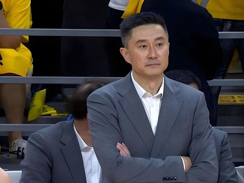  深圳队十一连胜背后：战术体系升级与季后赛格局深度推演 体育新闻