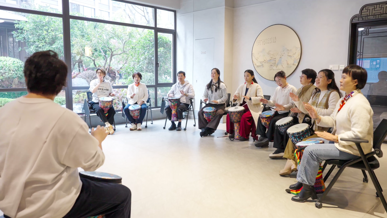  技术驱动服务升维：建发物业「情感竞争」体系的底层逻辑与实践路径 房产家居